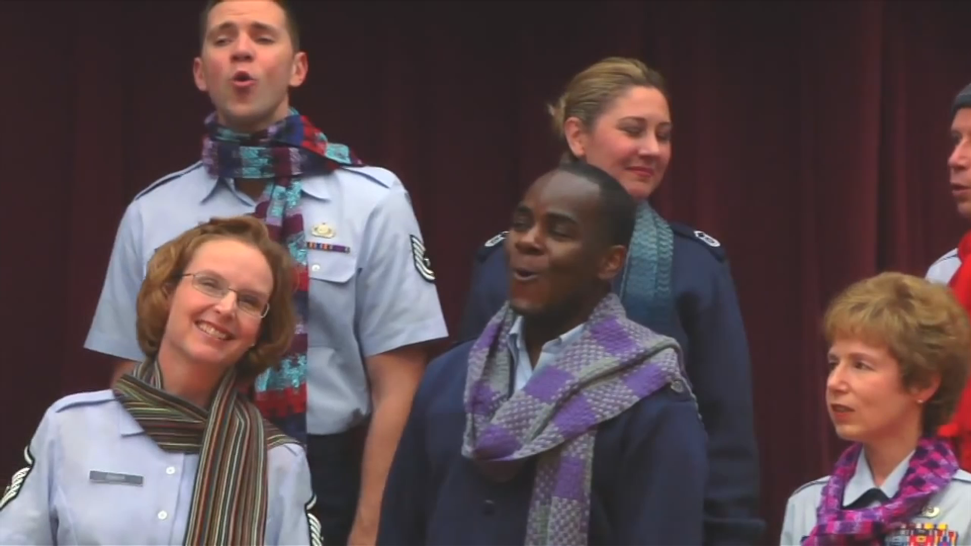 USAF Band Singing Sergeants - S'Vivon Holiday Programming