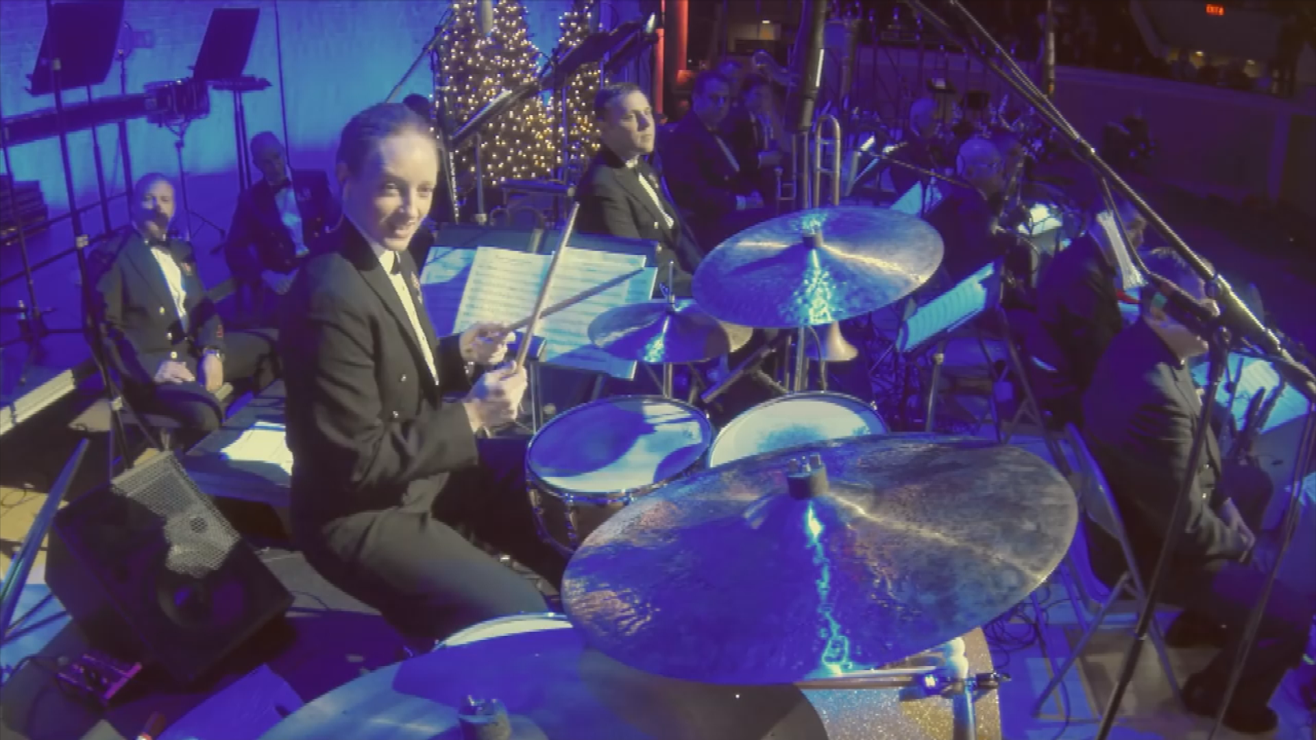 USN Christmas Time's A Comin'-Holiday Programming